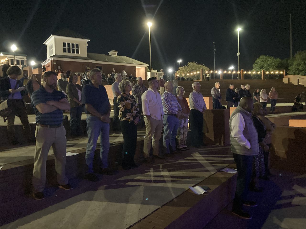 After Mayor Bubba Copelandâs death, community gathers to pray: âSmiths Station is hurtingâ