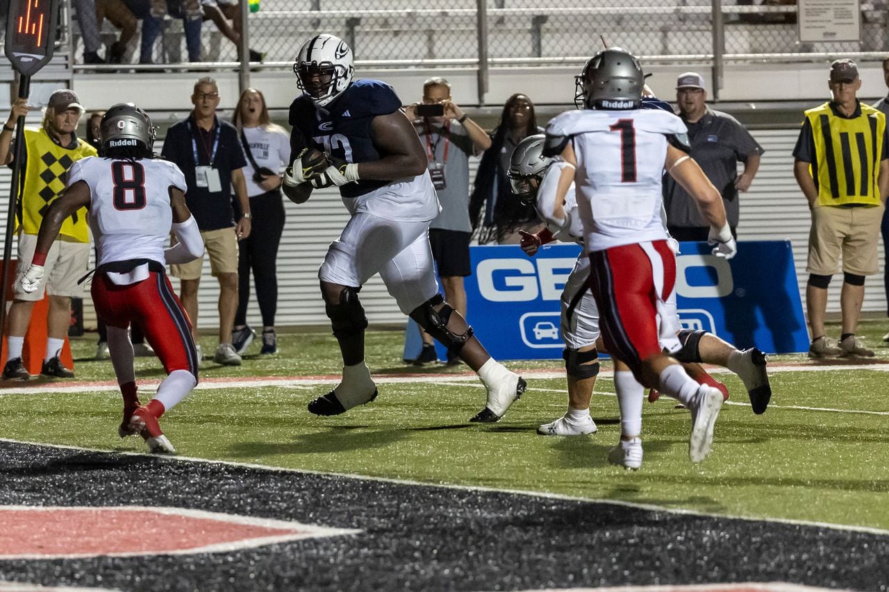 Clay-Chalkville at Thompson football