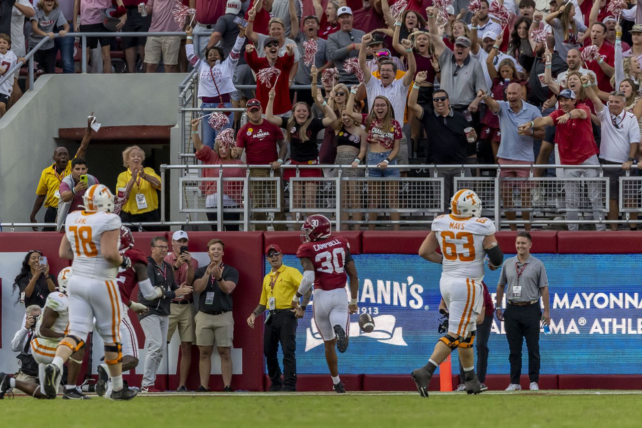 Alabama linebacker signs NIL deal with IHOP for âfan cakesâ