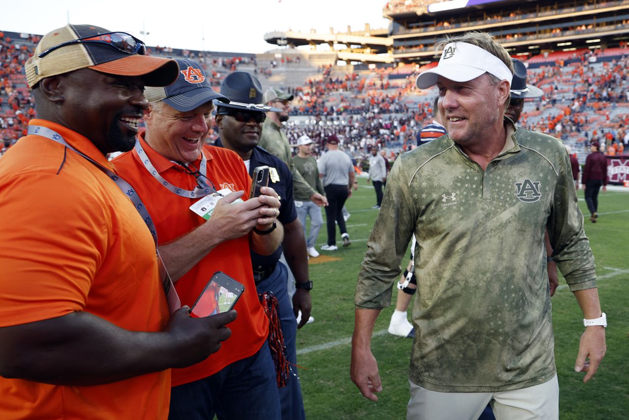 Coming out of 4-game skid, Auburn has momentum. Can it be maintained?