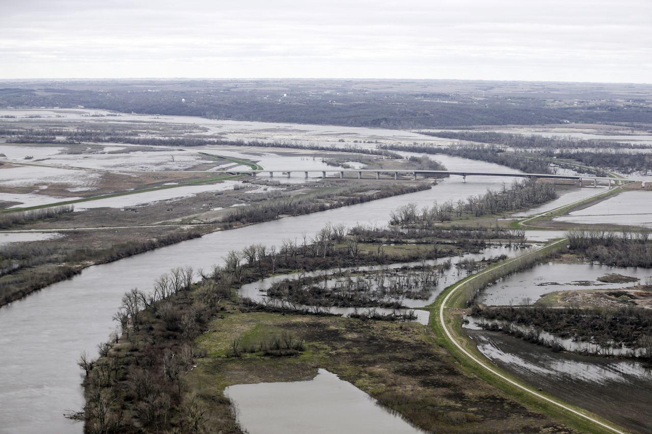 Congressional delegations back bill that would return land to Winnebago Tribe of Nebraska