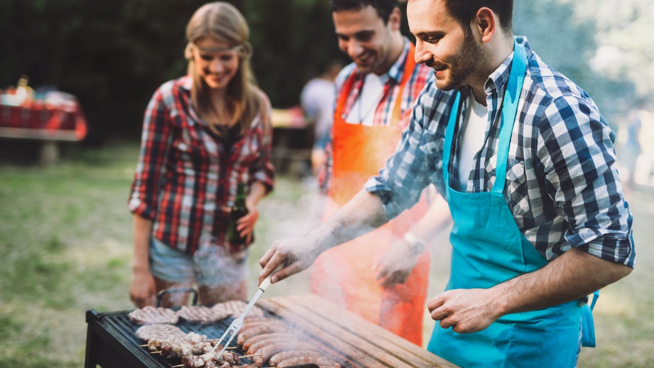 Dear Annie: I threw a big family barbecue, and only two people showed