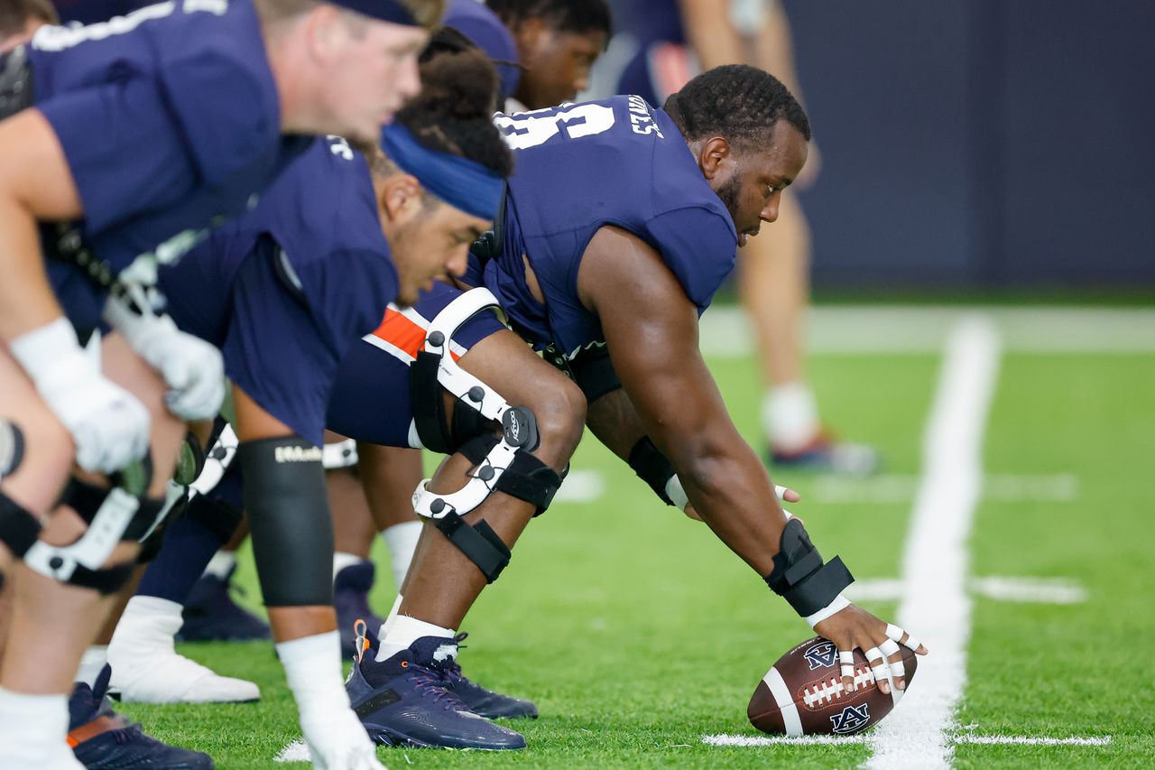 How healthy is Auburn heading into game at Arkansas? A look at Tuesdayâs practice report