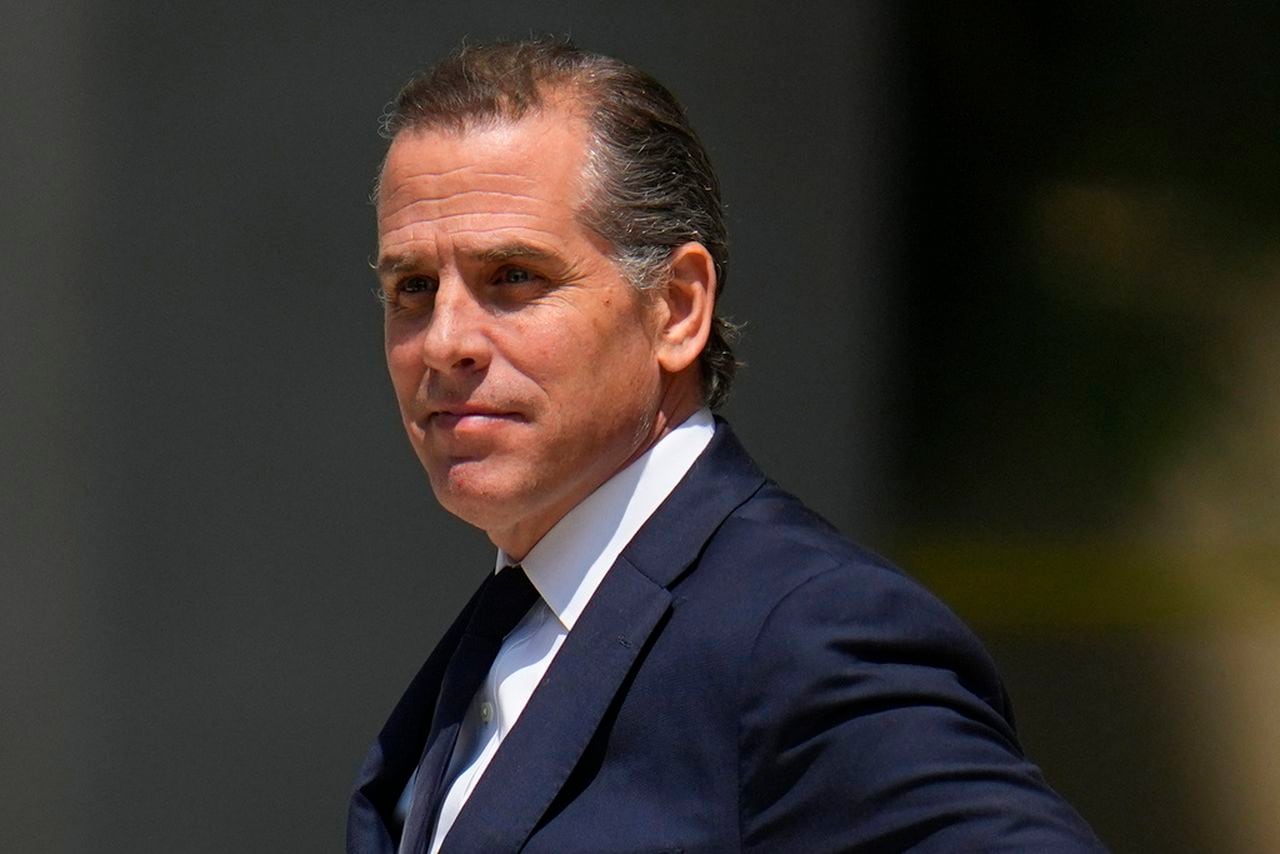 Hunter Biden offers to testify publicly before Congress