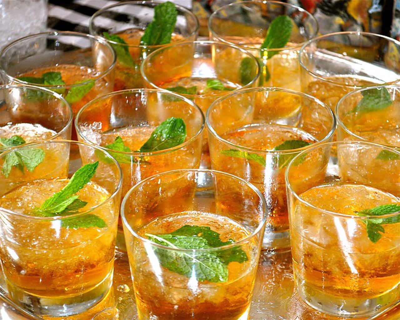 Miss Manners: What does one do with sprigs of mint that have been used as garnish in a beverage?