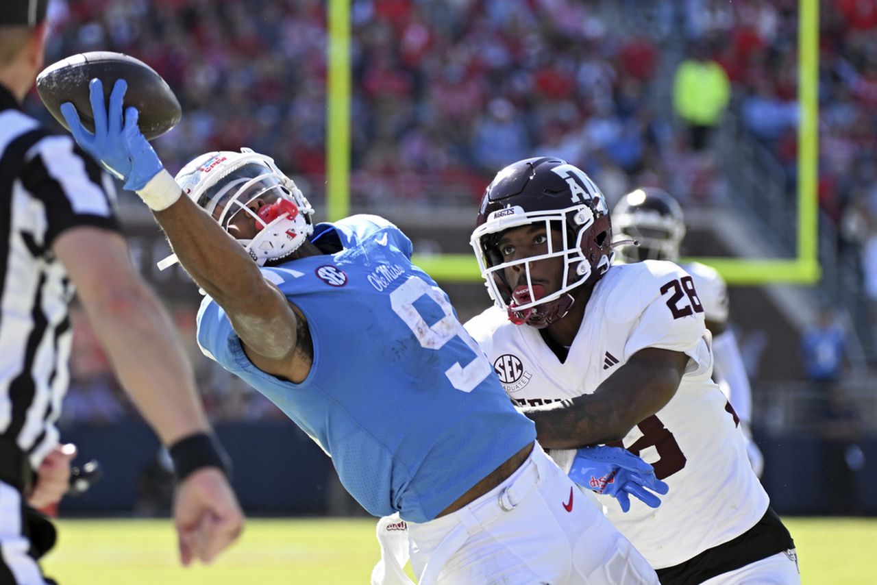 Ole Miss trolls Texas A&M with Lane Kiffin, Jimbo Fisher Kevin James, Yell Leaders jabs