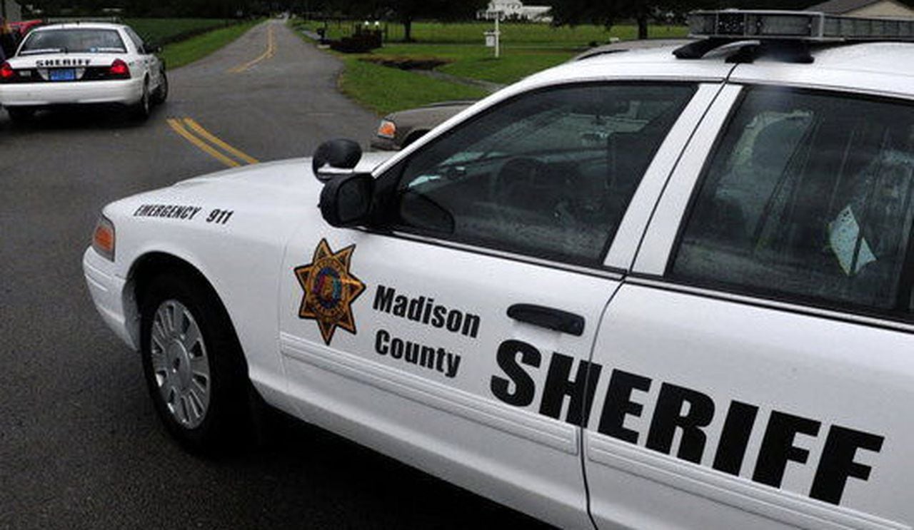 Possible Thanksgiving Day road rage shooting injures 1 in Madison County