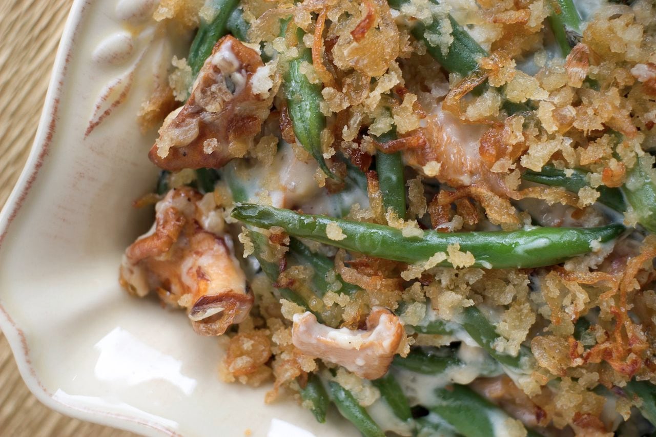 This easy green bean casserole recipe only needs 6 ingredients