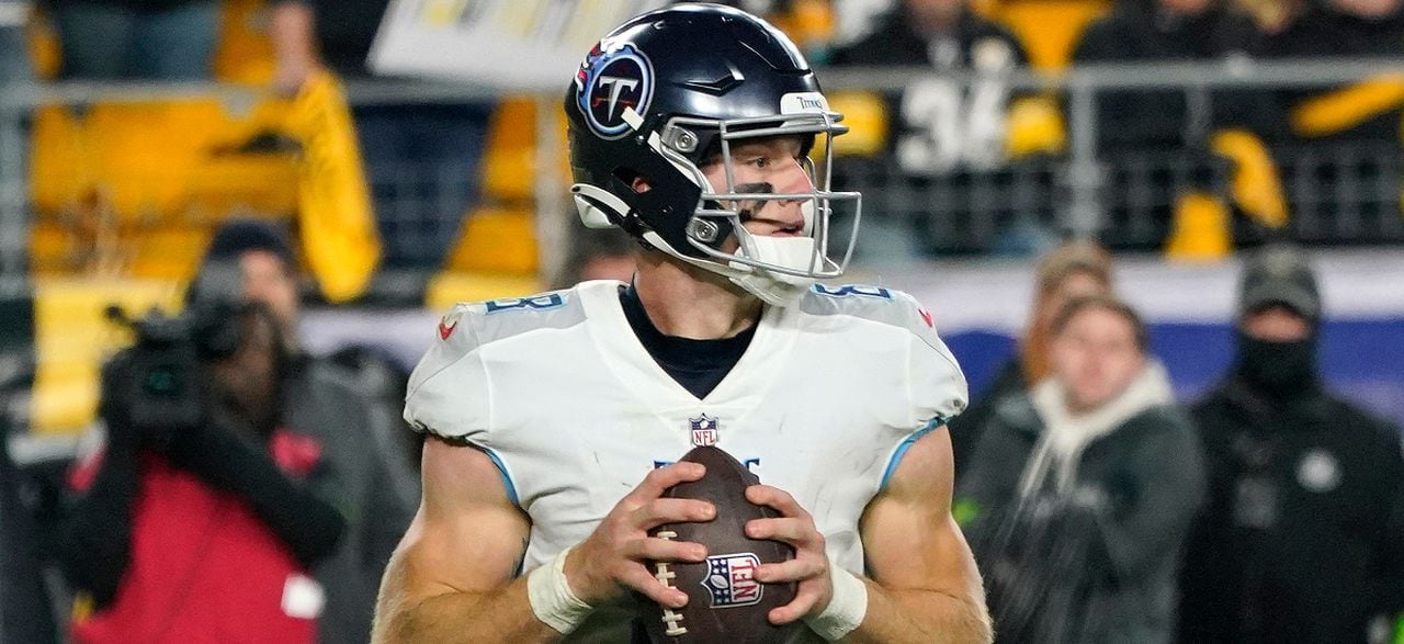 Titans vs. Buccaneers prediction: Odds, game and player prop bets