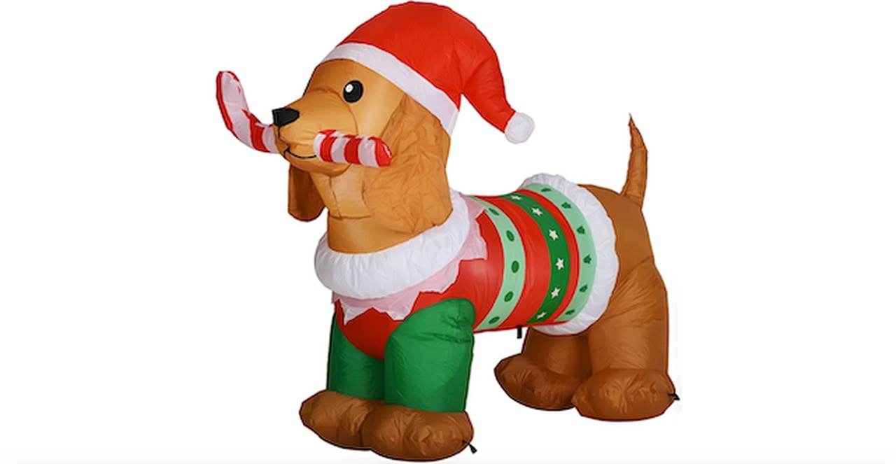 Top 11 Christmas lawn inflatables you can get at a discount this week