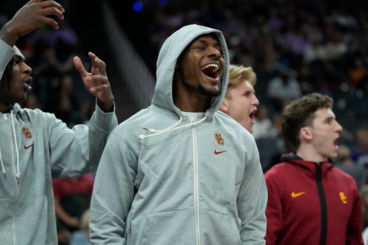 USCâs Bronny James cleared to return to basketball 18 days before Auburn game