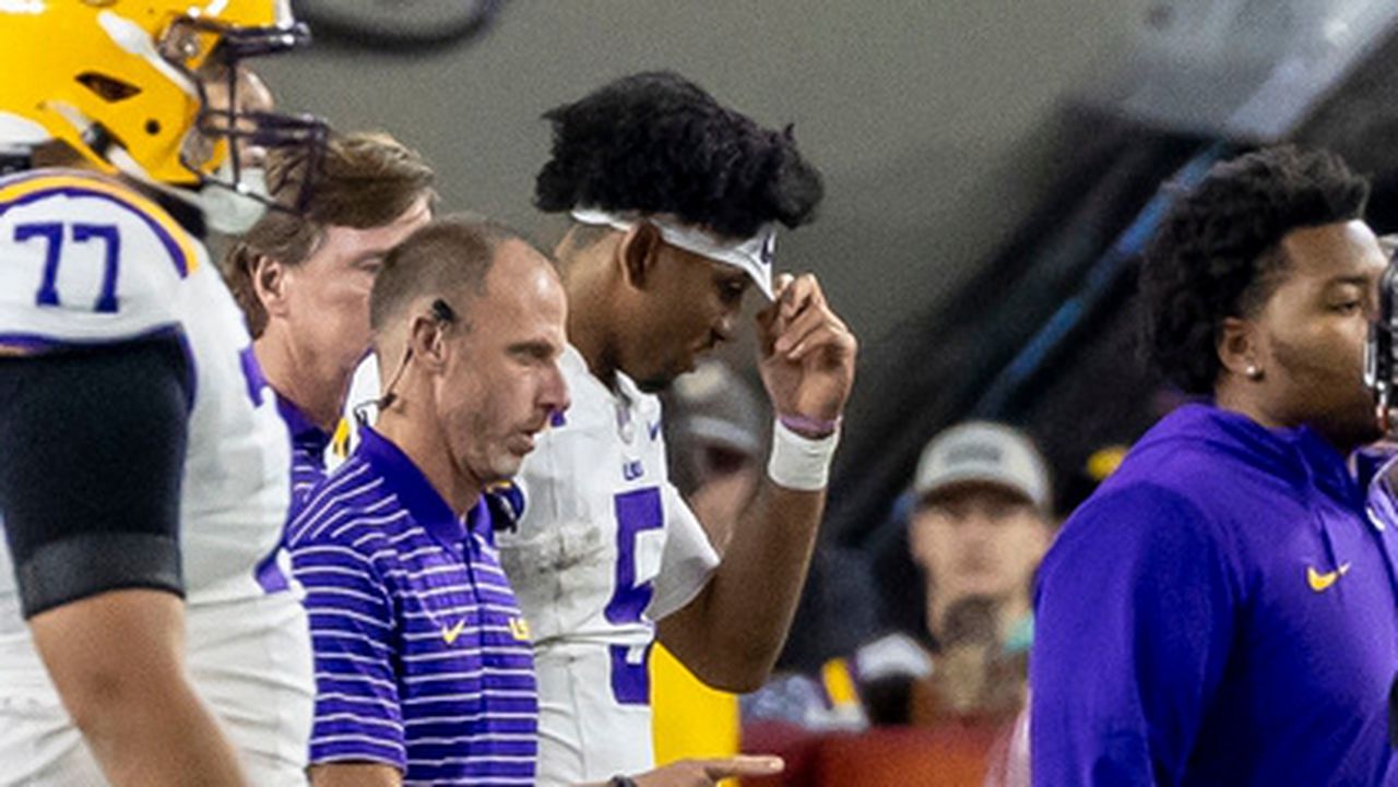 Why did LSU's Jayden Daniels reenter Alabama game after possible concussion?