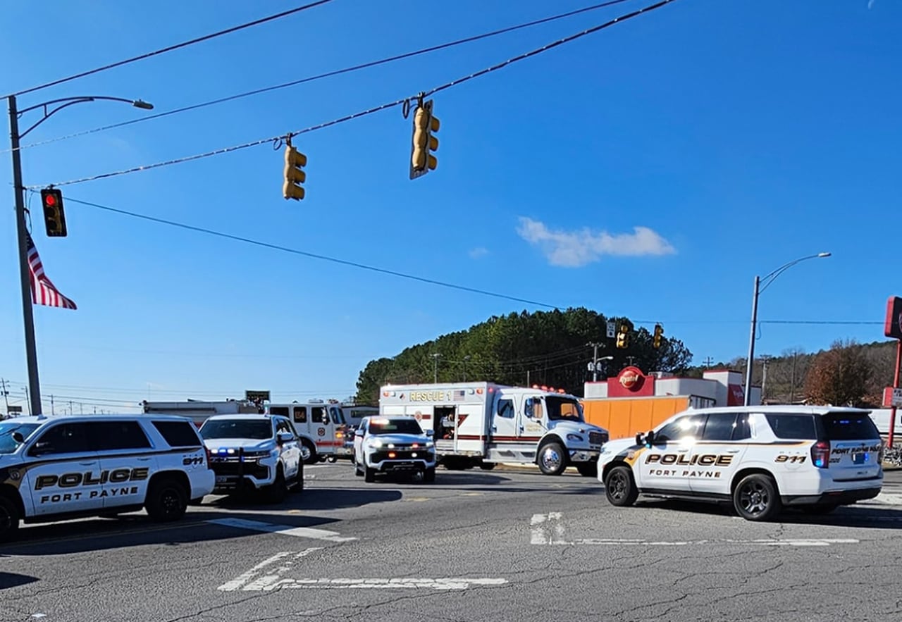 1 killed in Fort Payne traffic crash