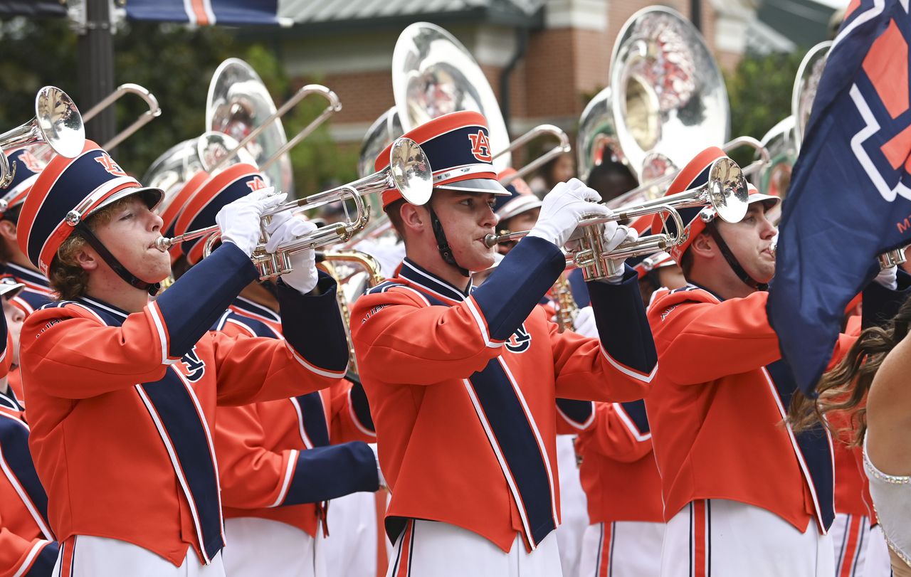 3 Alabama marching bands competing for $180K in prizes, courtesy of Metallica