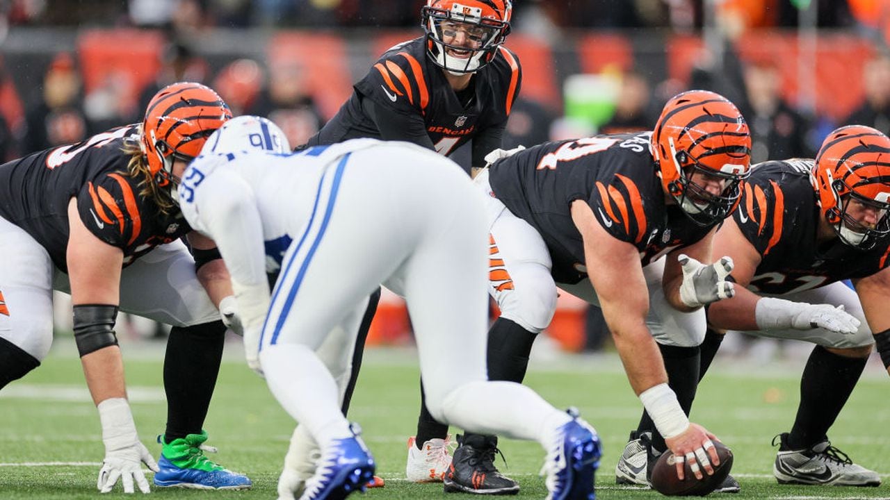 AJ McCarron gets back on the field with the Bengals