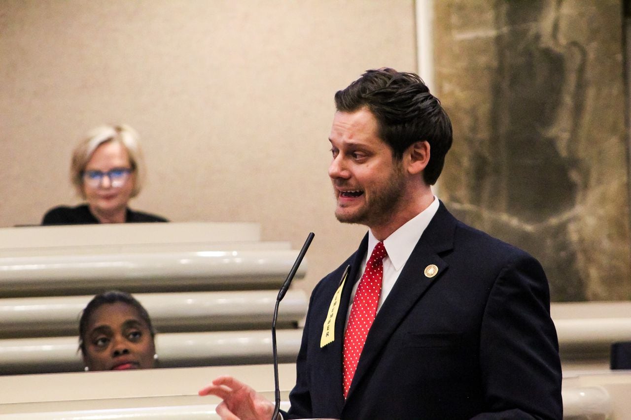 Alabamaâs only Jewish lawmaker among those who fled âreprehensibleâ synagogue bomb threats