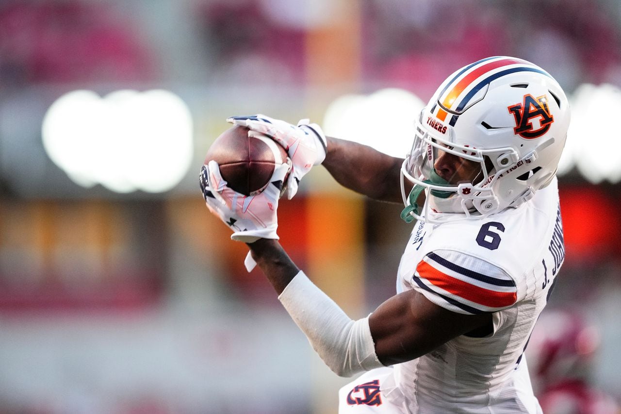 Auburn wide receiver JaâVarrius Johnson reportedly to enter transfer portal