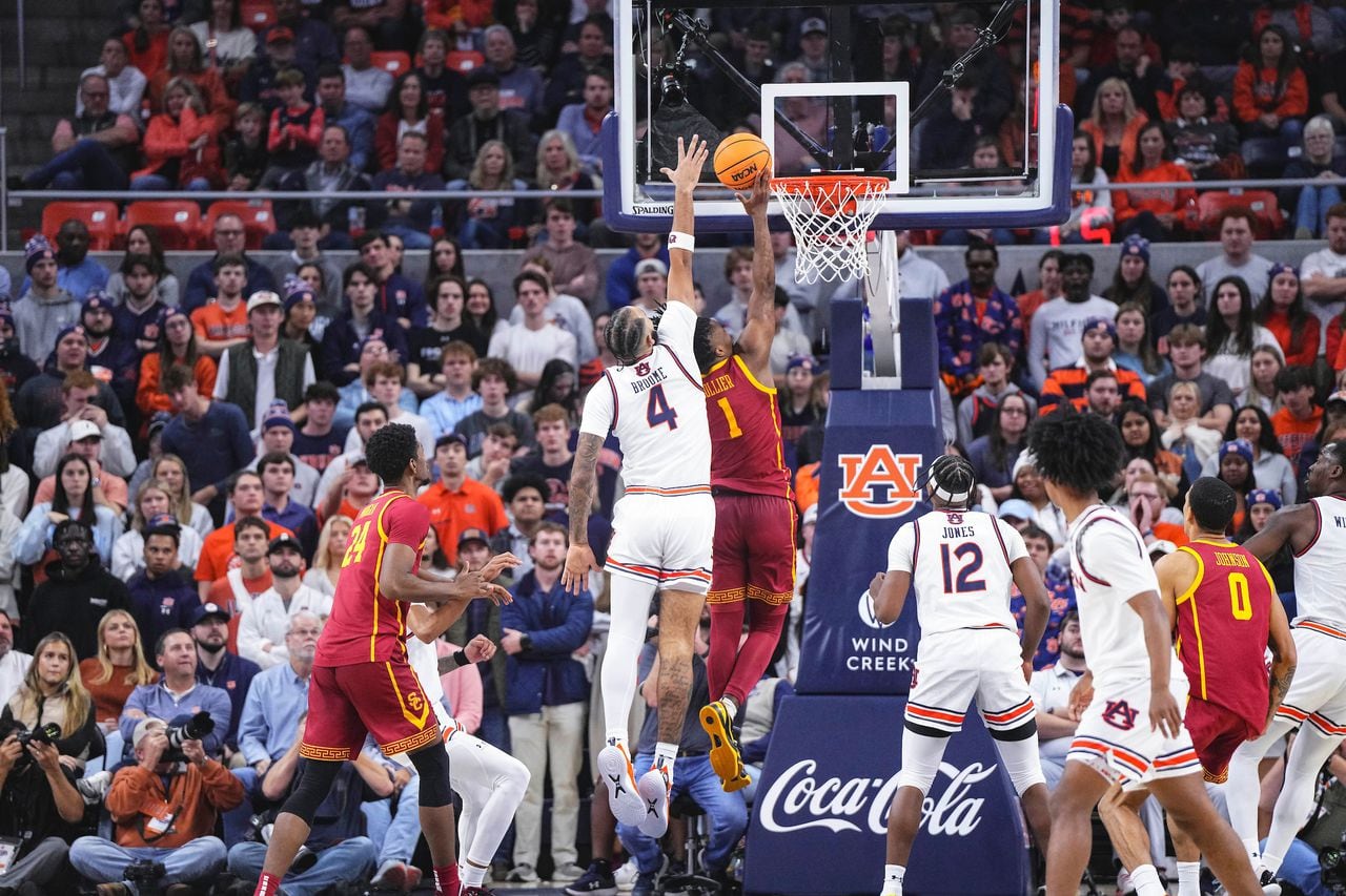 Despite top-10 computer rankings, Auburn remains out of AP top 25 poll