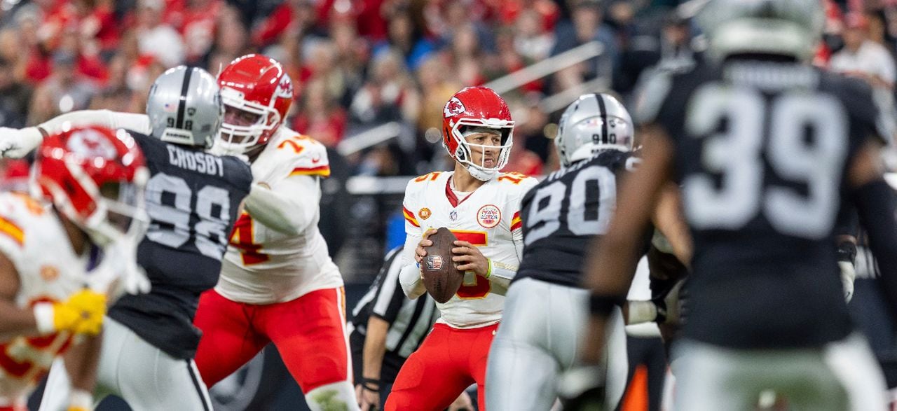 FanDuel promo code: Bet $5 and win, get $150 Christmas bonus for Raiders vs. Chiefs