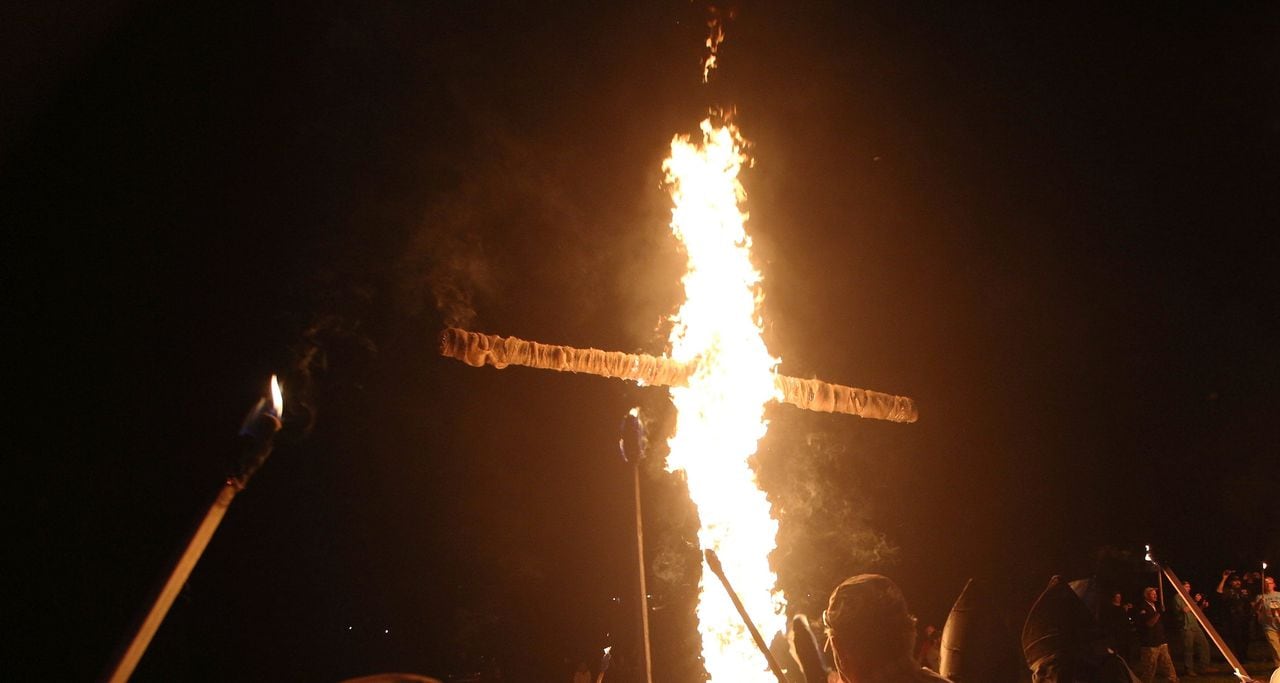 FBI investigates after cross burned at home of Black South Carolina family