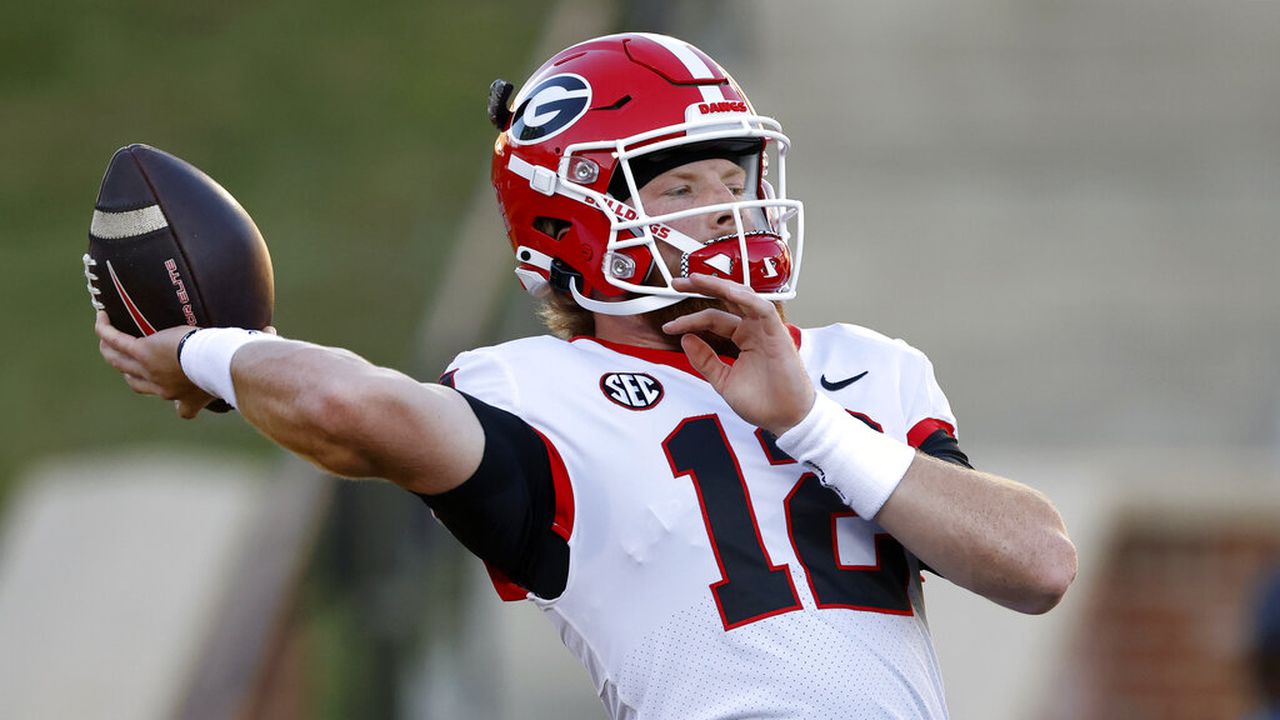 Former Georgia QB Brock Vandagriff commits to SEC team