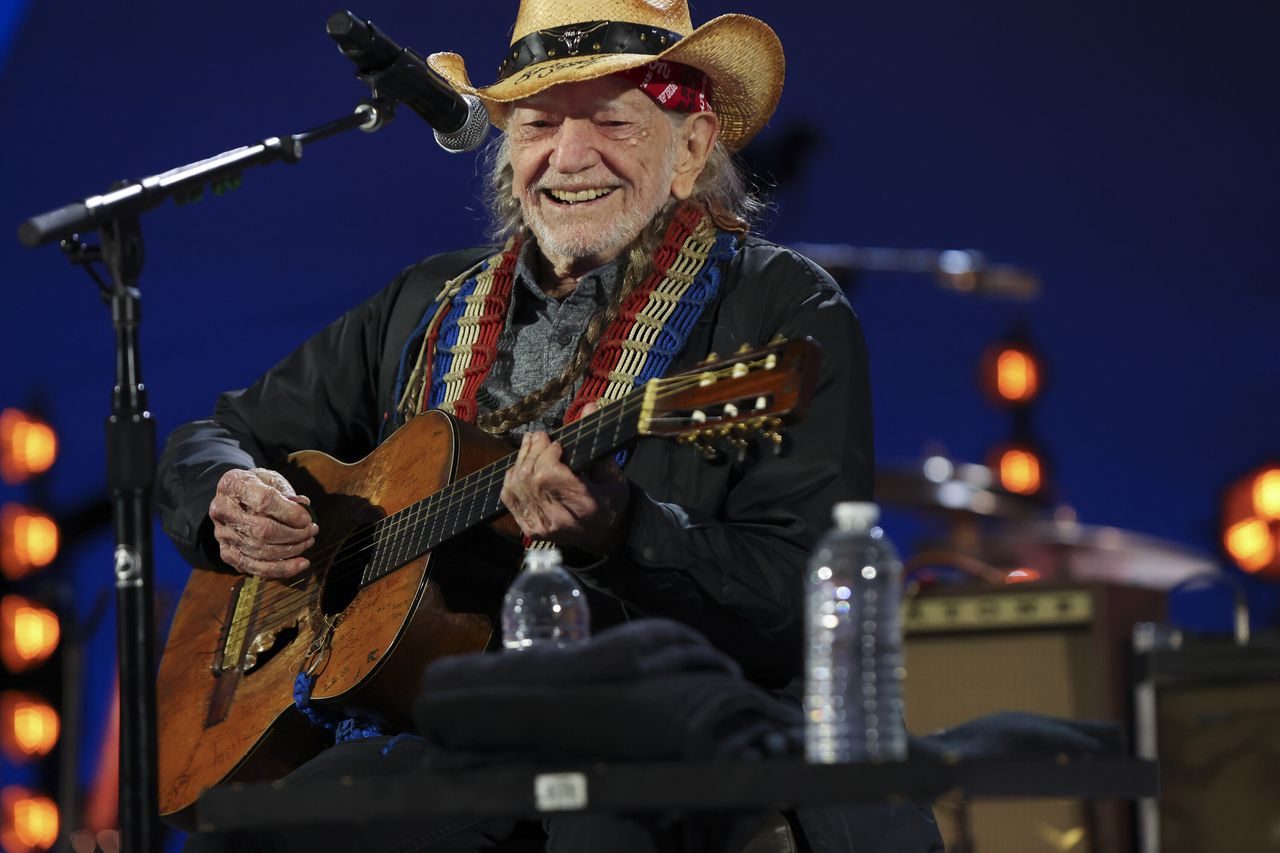 How to watch Willie Nelsonâs 90th Birthday Celebration, where to stream