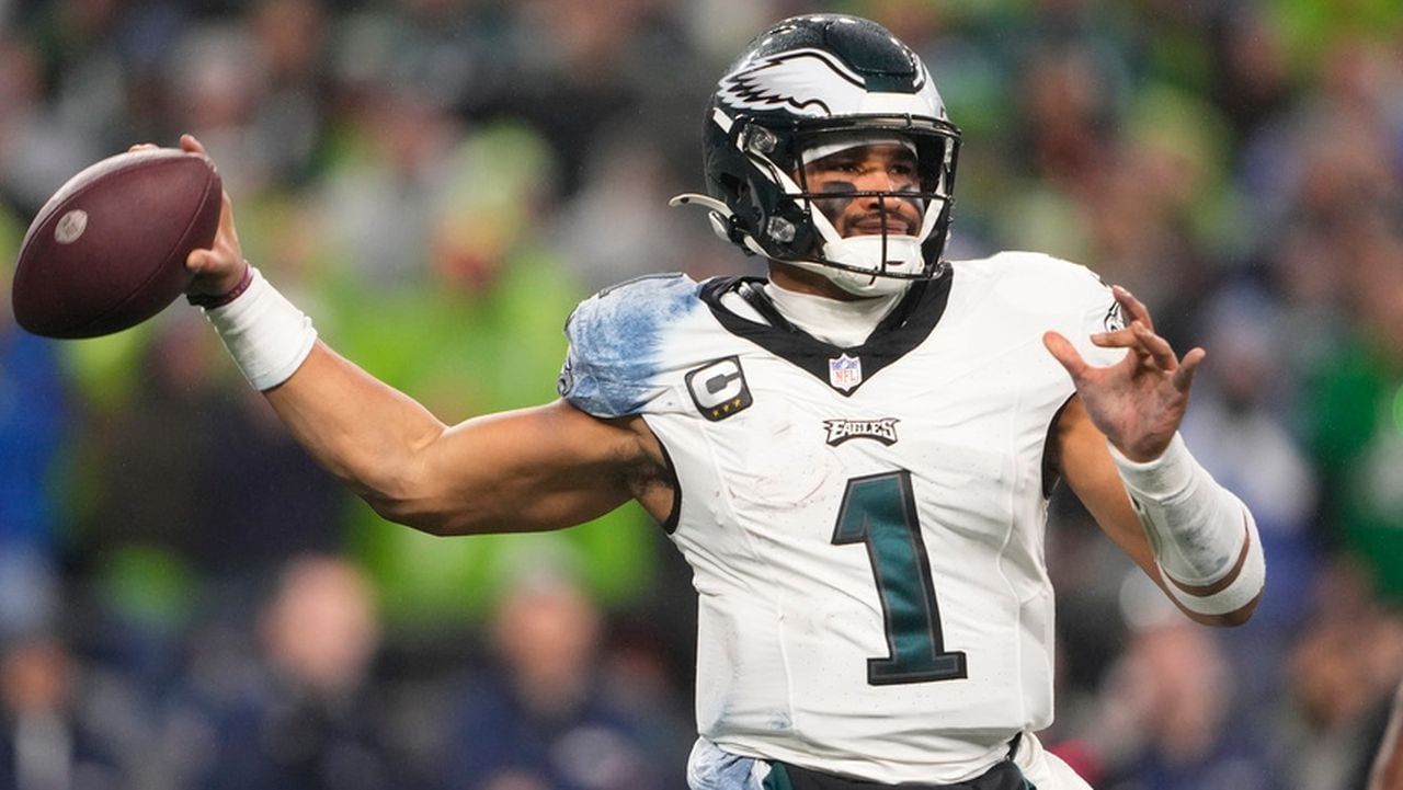 Jalen Hurts on Eaglesâ losing streak: âPut it on meâ