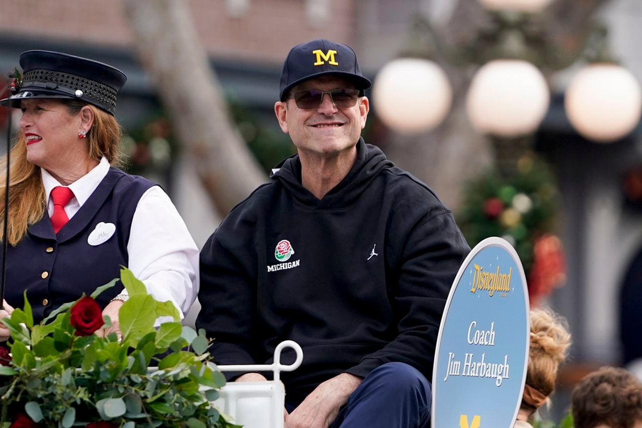 Michigan joins Alabama in tightening film security before Rose Bowl