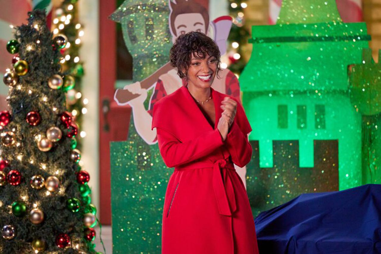 New 2023 Hallmark Christmas movies premiering this weekend (12/8/23)