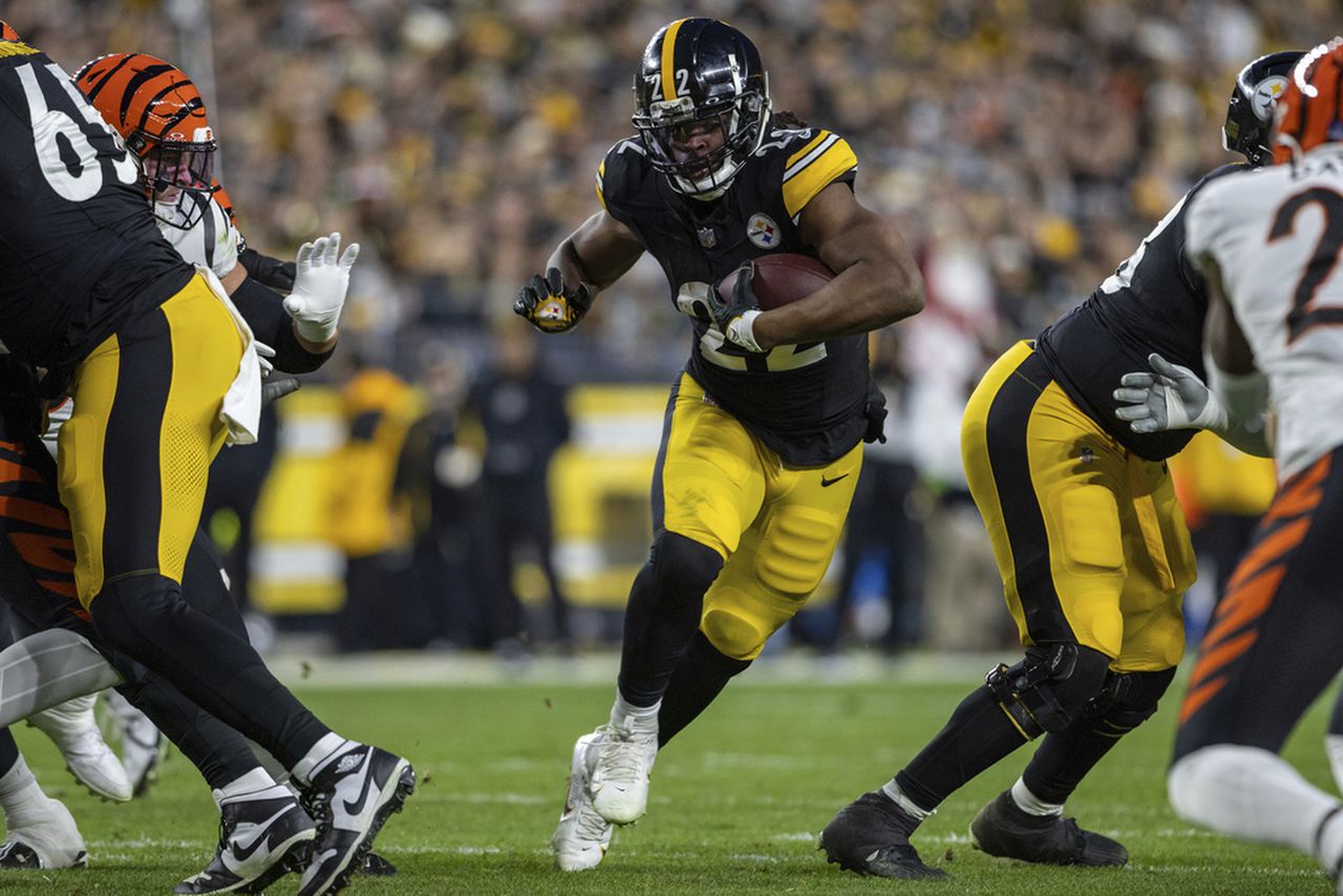 NFL Saturday: George Pickens paces Pittsburgh