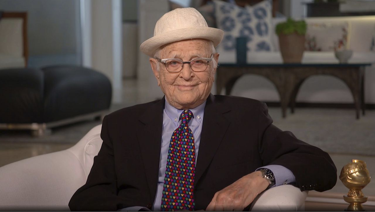 Norman Lear of TV hits âAll in the Familyâ and âJeffersonsâ dead at 101