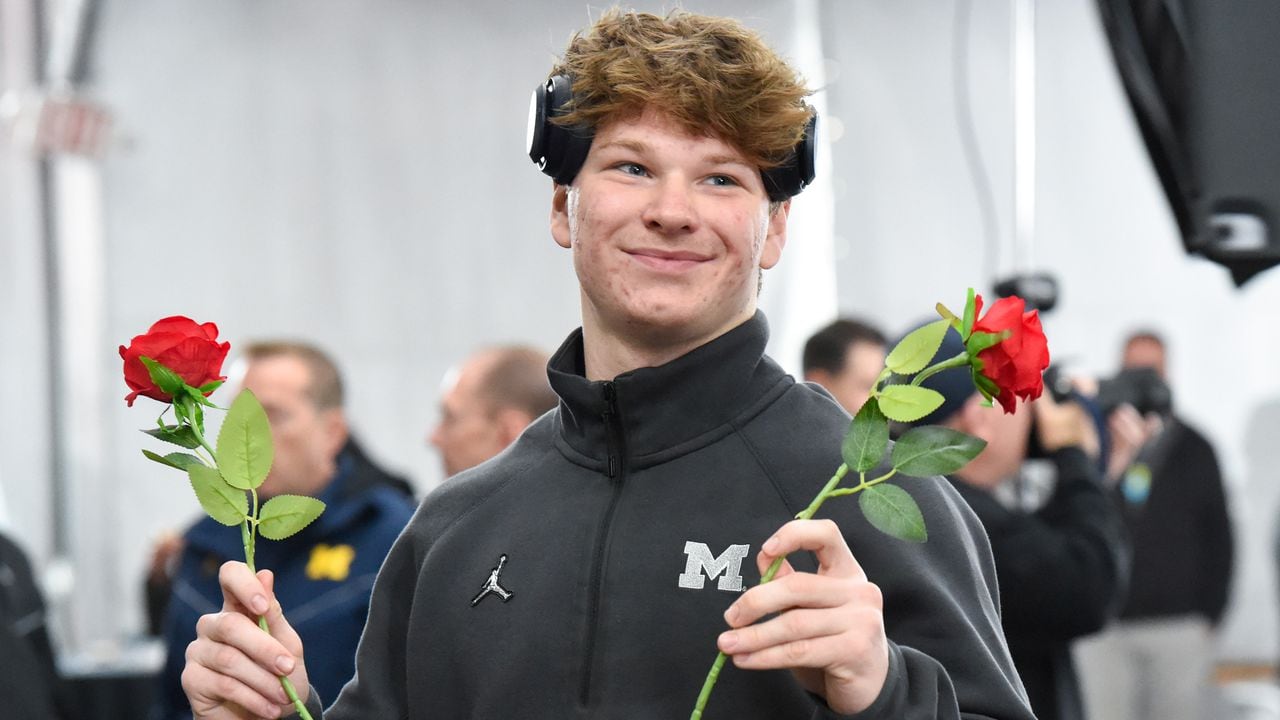 Alabama Michigan Football Rose Bowl Media Day 2023