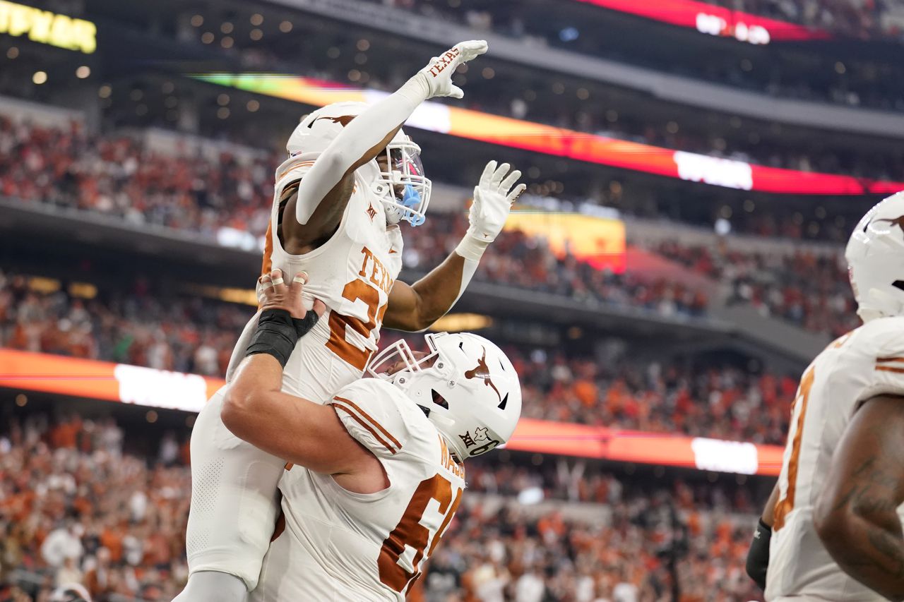 Steve Sarkisian, Quinn Ewers on Texas in CFP: âWe can play with anyone in the countryâ