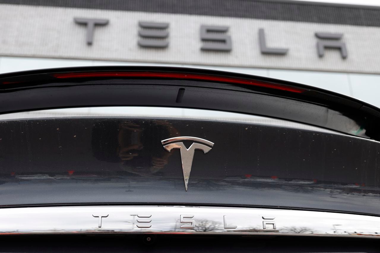 Tesla recalls 2 millions vehicles; Hereâs what you need to know