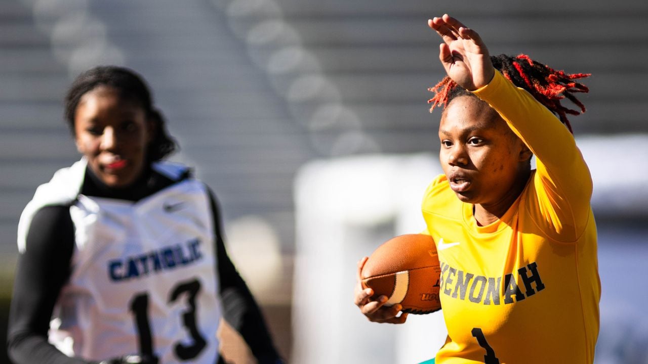 Vote for the girls flag football Player of the Super 7