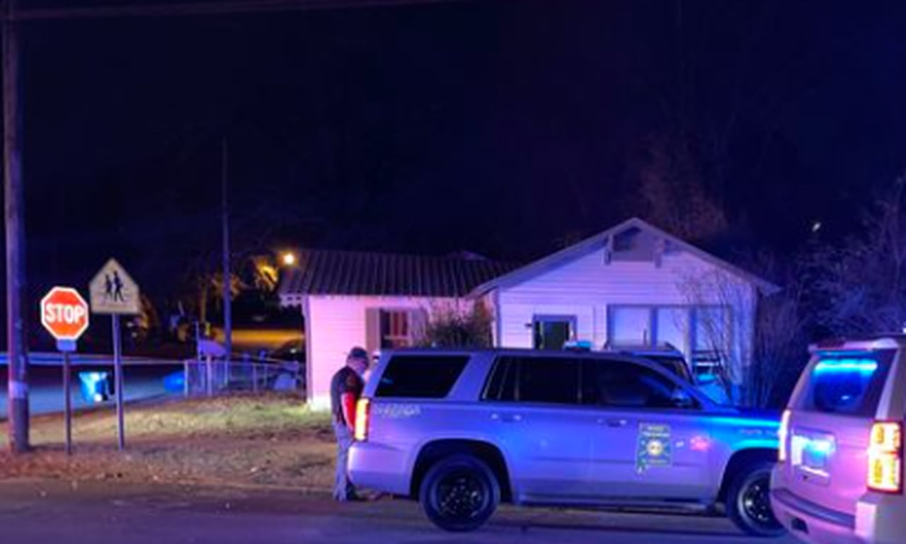 Young boy shot at Tarrant home