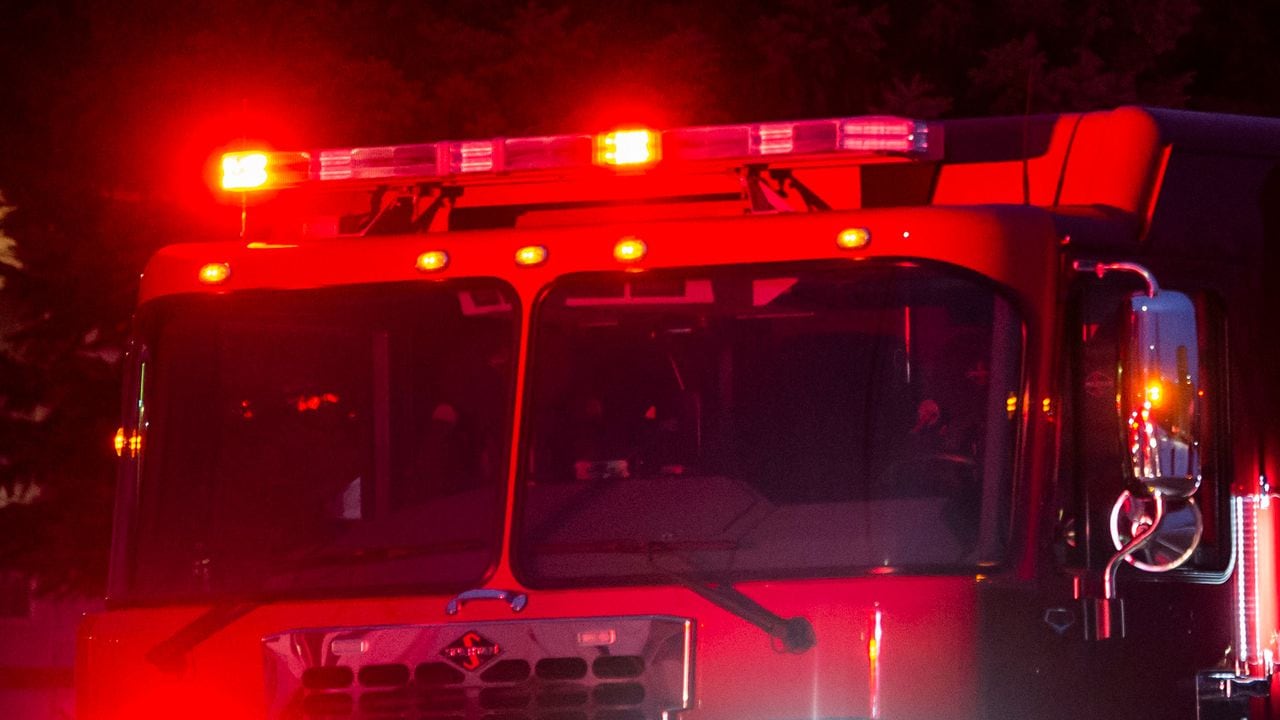 1 dead, 2 injured in early morning Morgan County house fire