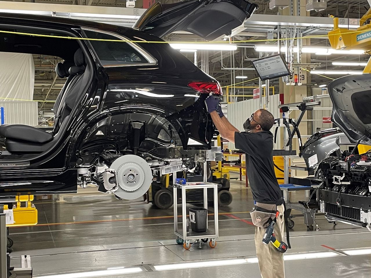 Alabama auto industry âmay be coming to an endâ if union wins fight, commerce secretary says