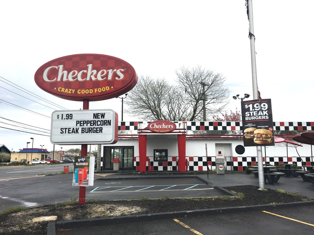Alabama Checkersâ managers clocked teen staff out, altered timecards to cut wages, agency says