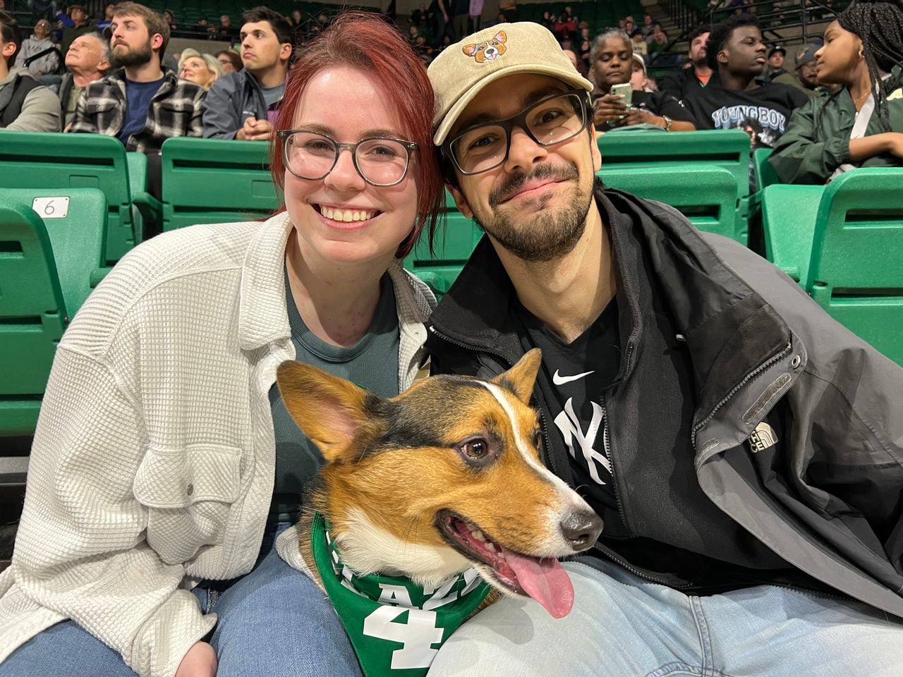 Alvarez: I sought glory, so I entered my corgi into a halftime race