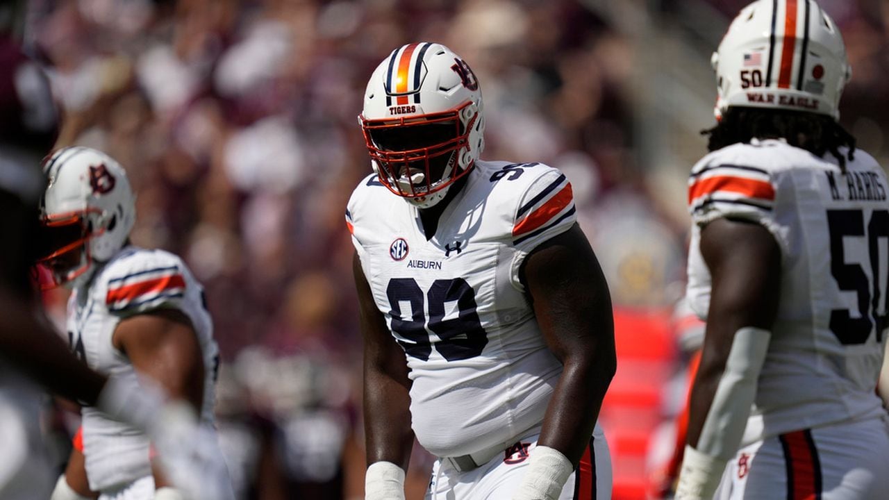 Auburn defensive lineman announces future plans, will return to The Plains 2024