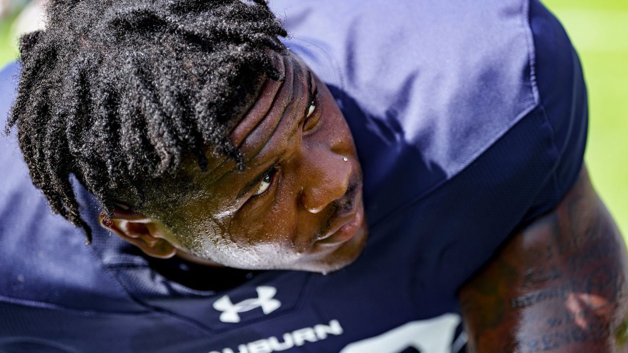 Auburn starting offensive lineman Dillon Wade to return for 2024