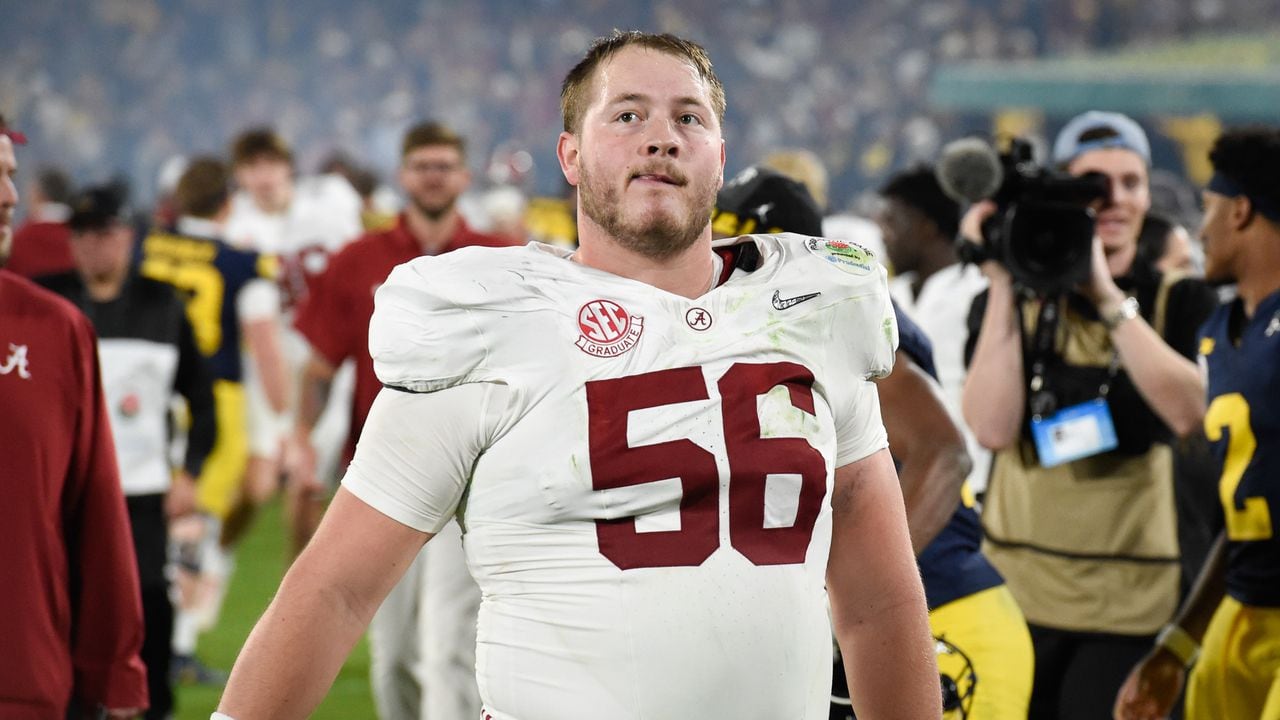 Bad snaps stifle Alabama in 27-20 Rose Bowl loss to Michigan