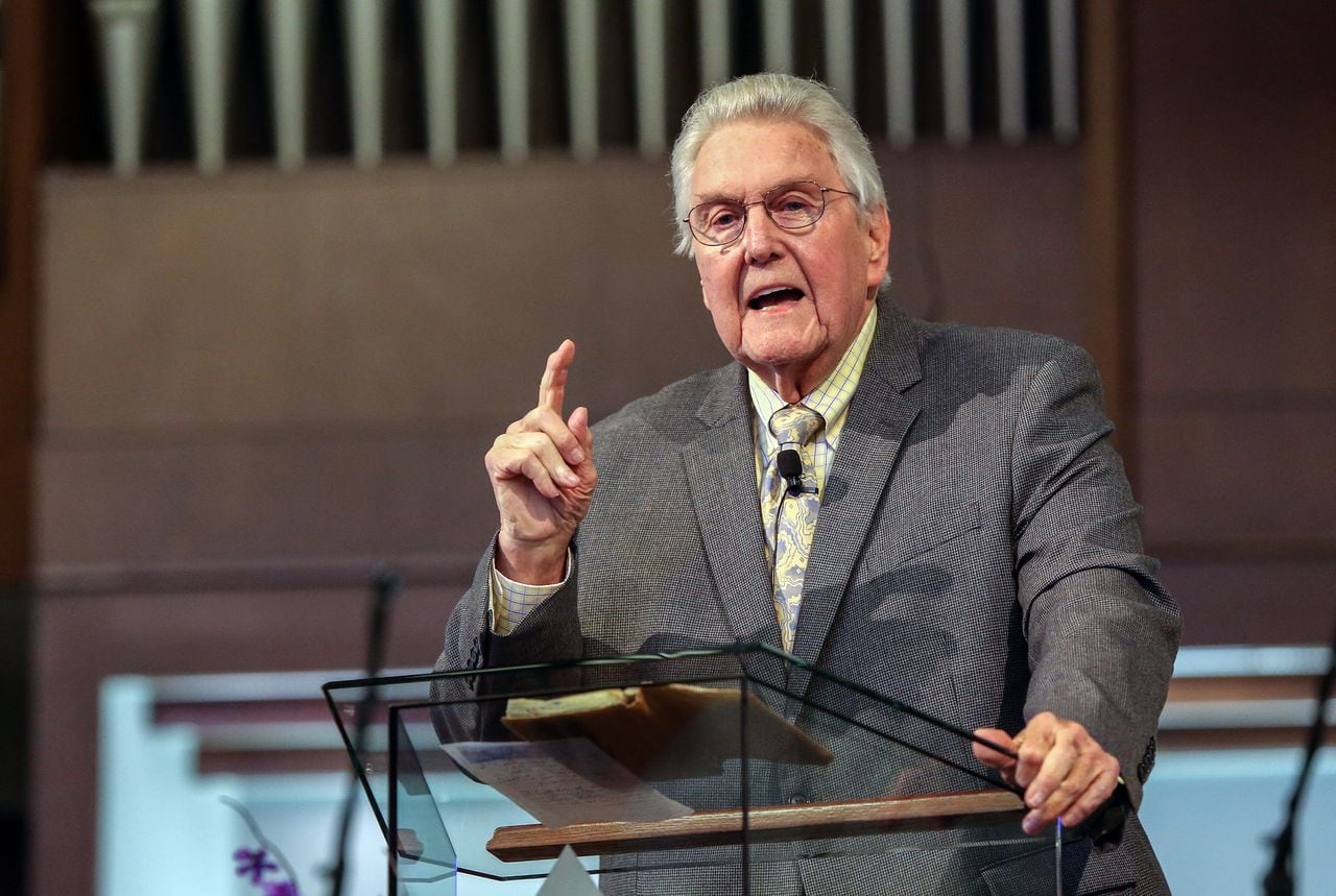 Baptist âcountry preacherâ Junior Hill of Hartselle dies