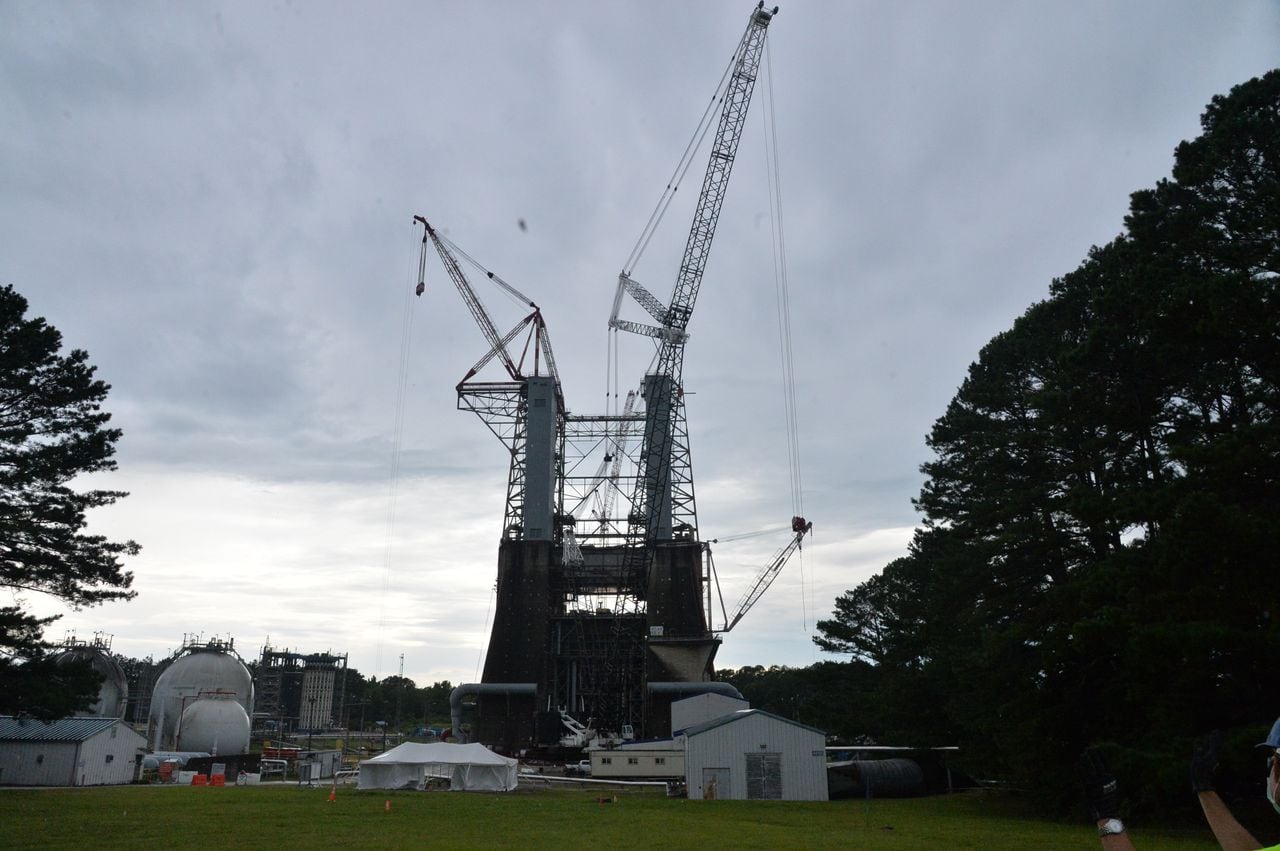 Blue Originâs rocket engine tests rattle Huntsville