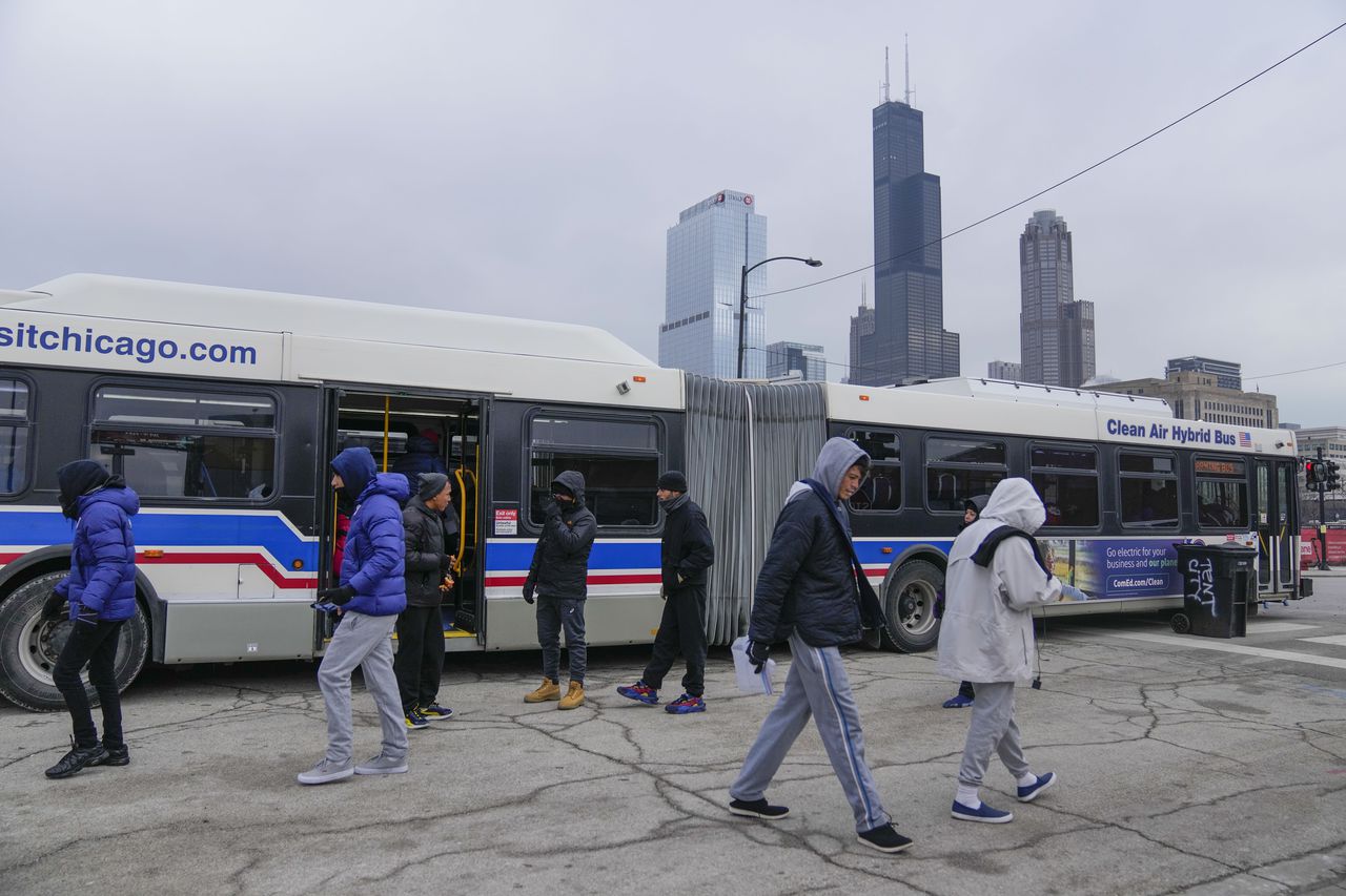 Chicago delays migrant shelter evictions for a third time amid public pressure, winter weather worries