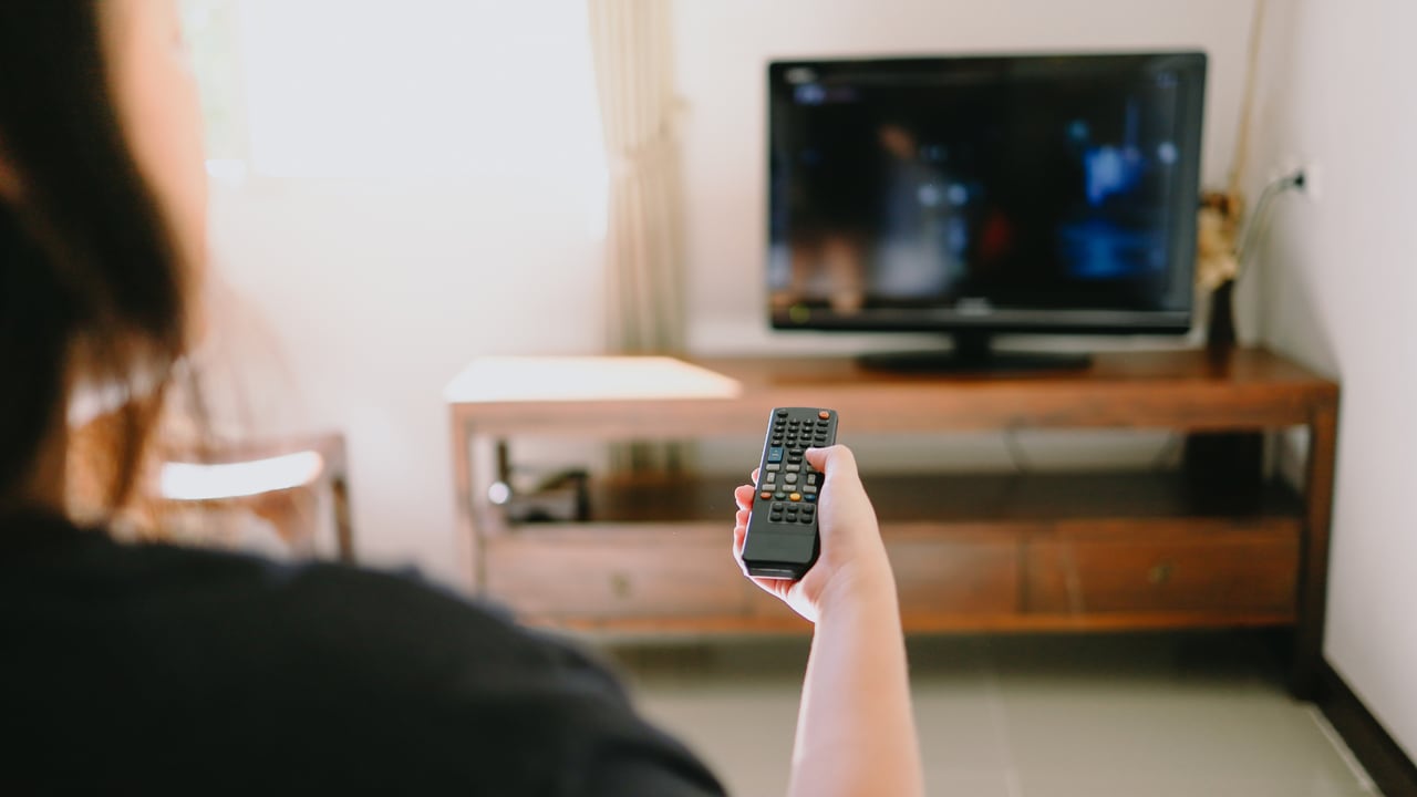 Dear Annie: Advice for making out the dialogue on TV