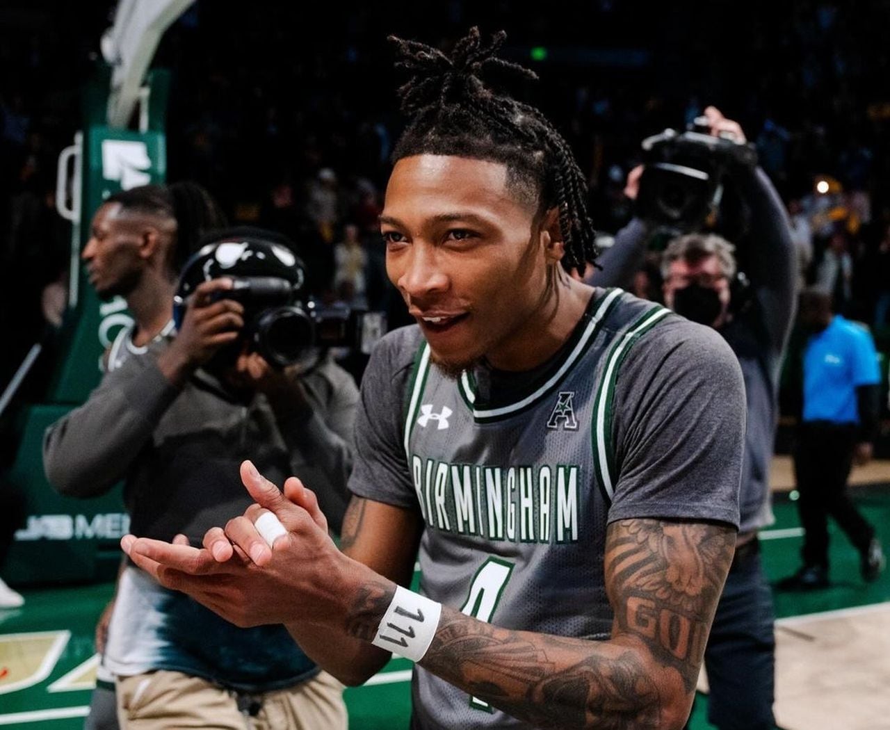 Eric Gaines and Yaxel Lendeborg lead UAB basketball to win over No. 19 Memphis