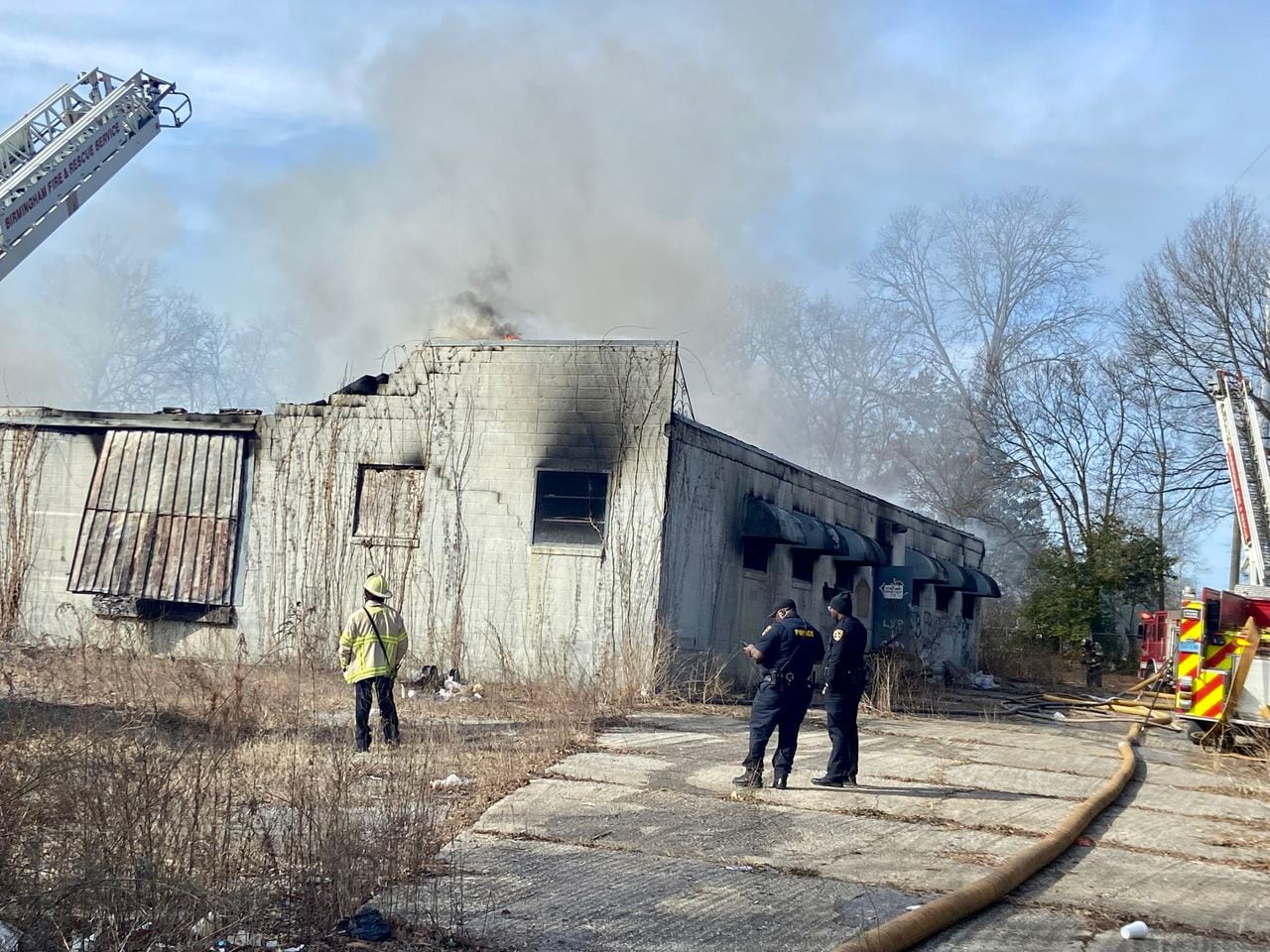 Firefighters battling large blaze at vacant southwest Birmingham building