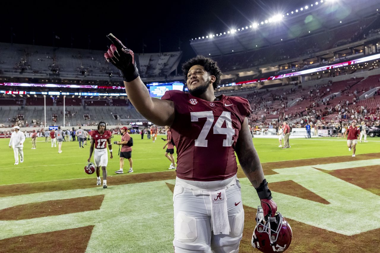 Former Alabama OT Kadyn Proctor explains Iowa transfer: âThey hit me upâ